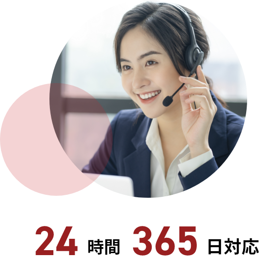 電話で話している女性